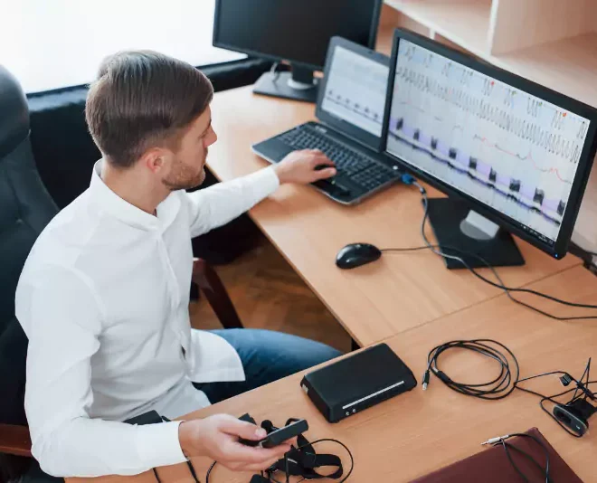 Hardware dalam Sistem Komputer: Pengertian & Jenisnya